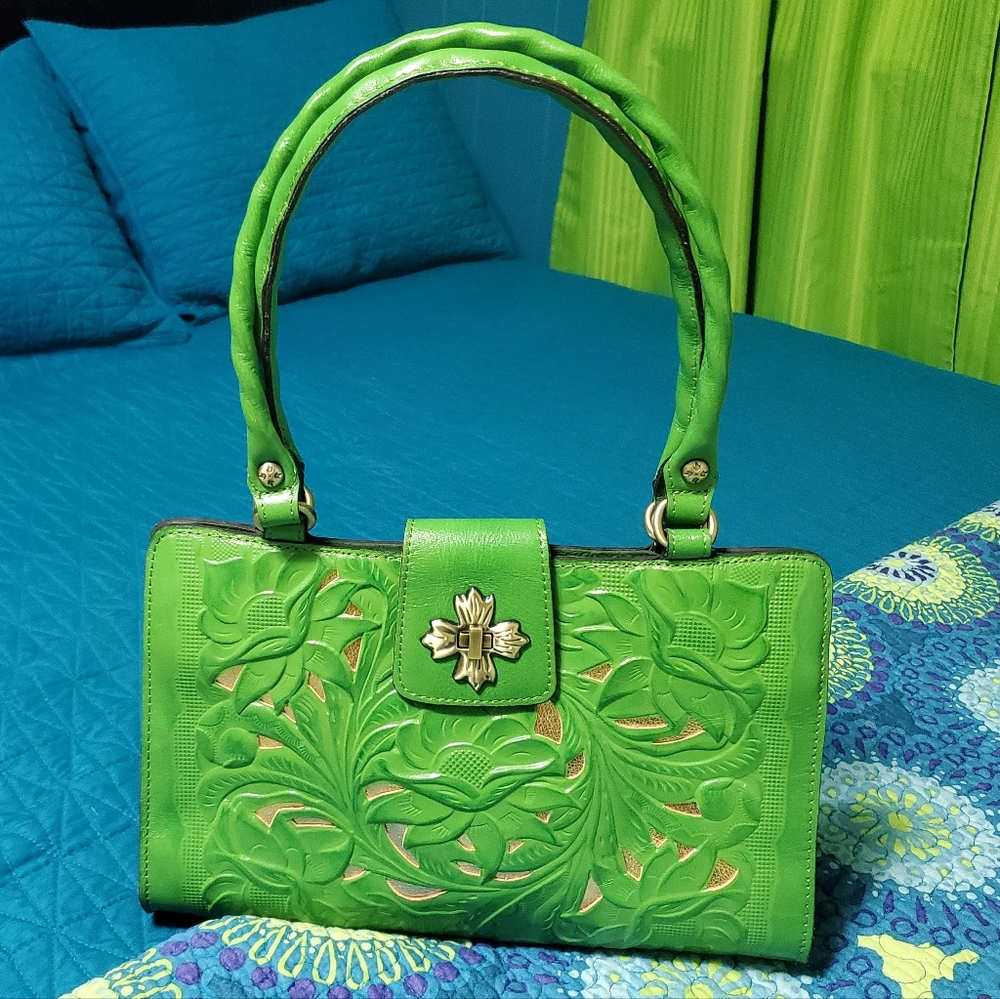 🌿Patricia Nash Rosina Tooled Leather Satchel